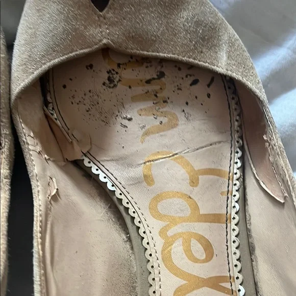 Very worn Women's ballet Flats - Picture 2 of 3